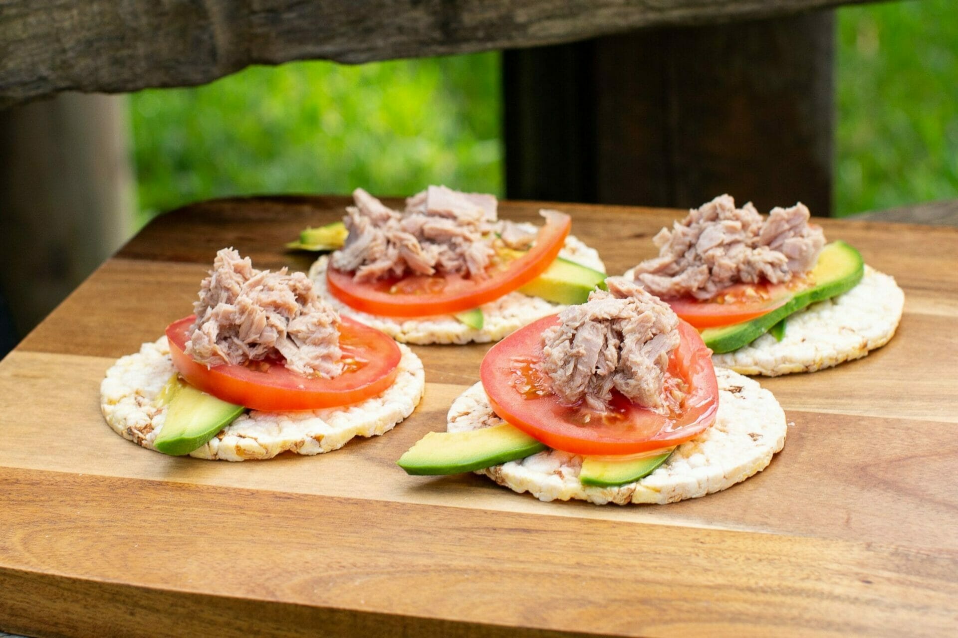 Tuna Tomato Avocado Rice Cakes Recipe